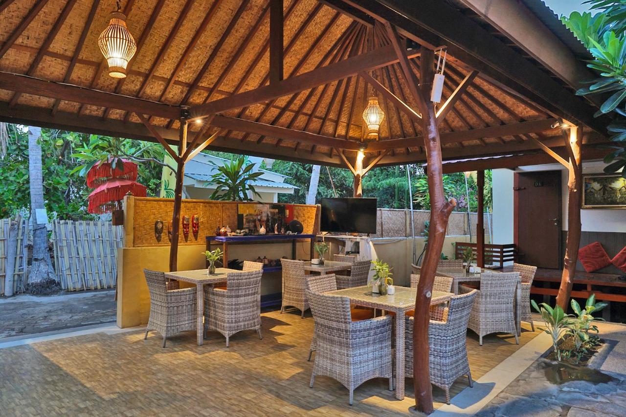 Sari Gili Bungalow Gili Air Esterno foto