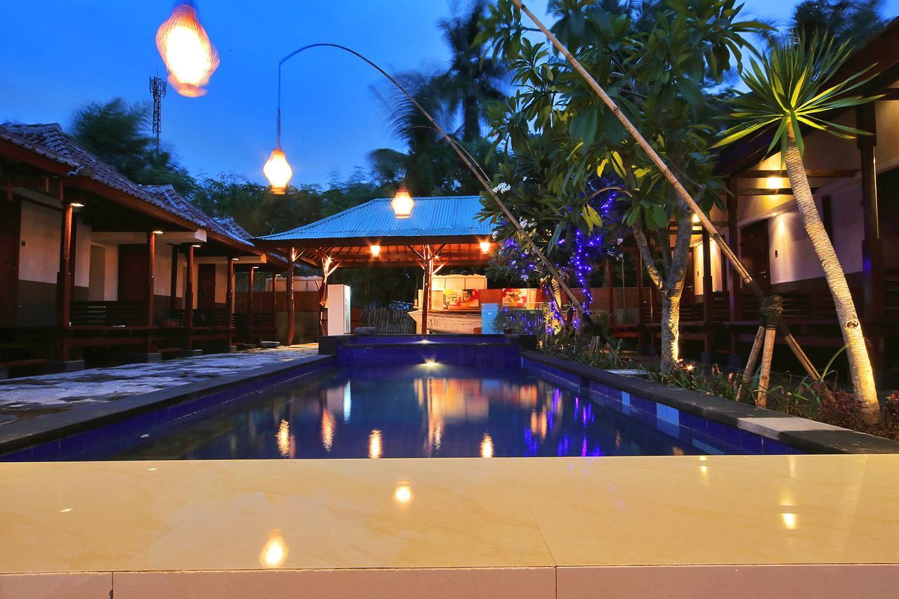 Sari Gili Bungalow Gili Air Esterno foto